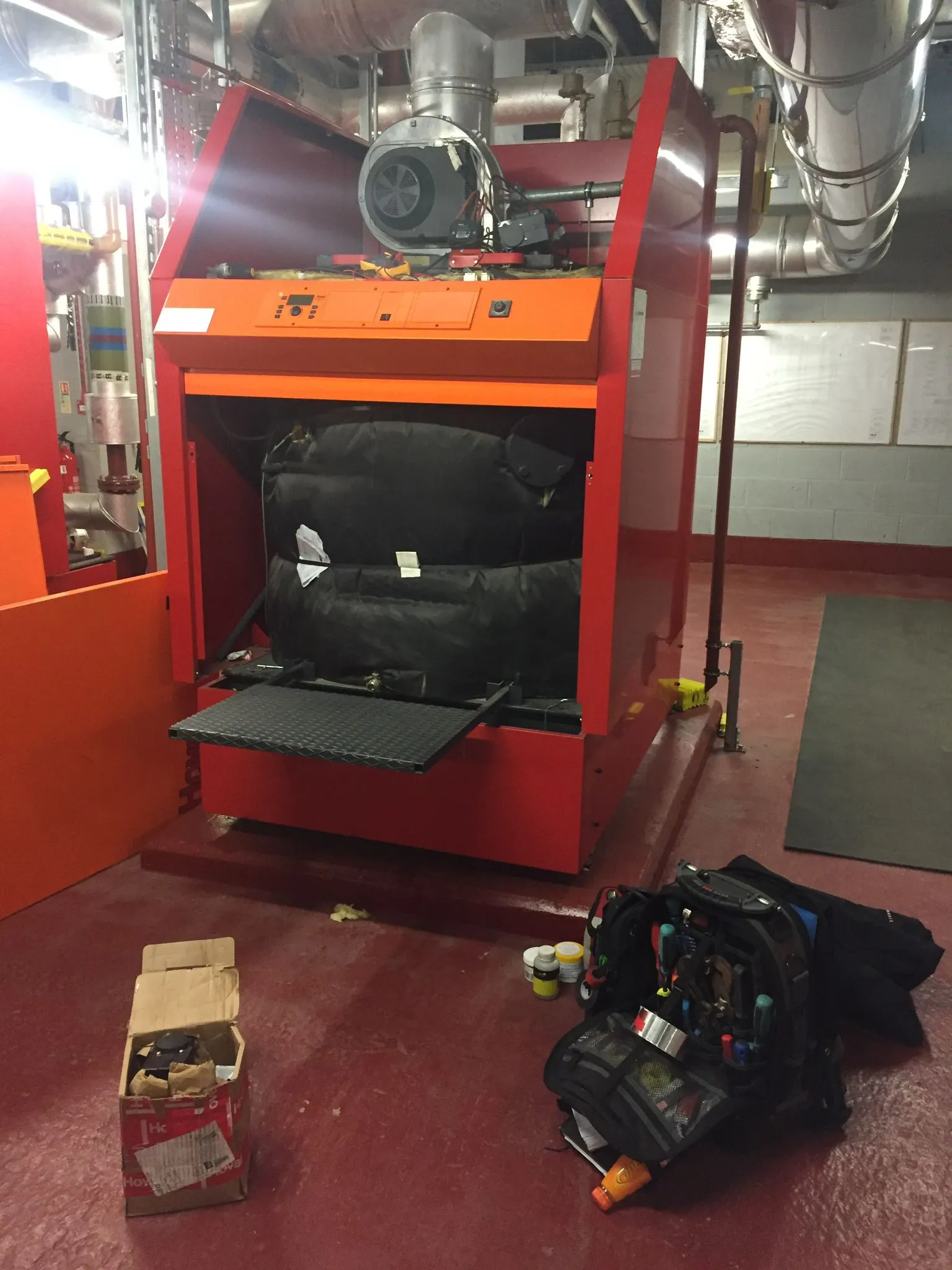 emergency heating engineer Becontree Heath, RM8